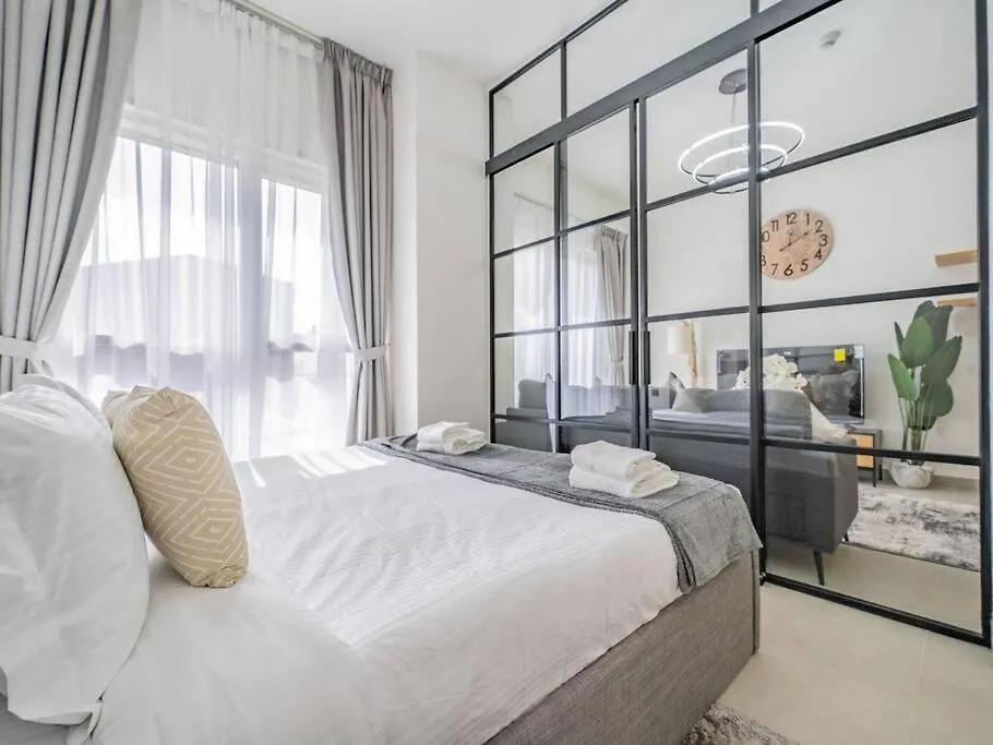 Apartment Modern 1Bed Apt In Dubai Hills Estate